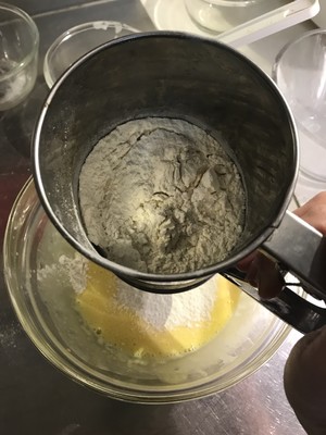 堂妈的酸奶戚风蛋糕制作方法