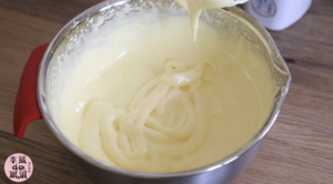 全蛋法打发原味海绵杯子蛋糕制作方法