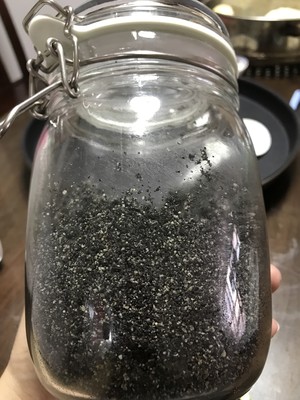 烤箱版烤黑芝麻制作方法