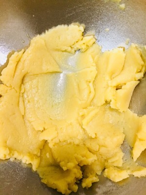 教你玩转内馅酥皮 制作方法