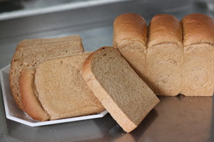 100%纯全麦吐司 制作方法