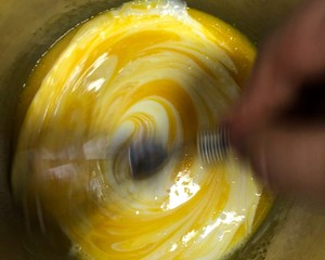 酸奶戚风蛋糕 制作方法