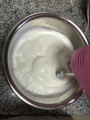 酸奶戚风蛋糕 制作方法