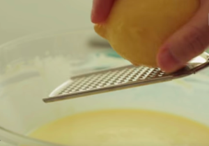 蓝莓柠檬芝士蛋糕 制作方法