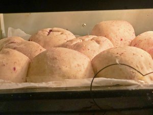 无油无糖全麦紫薯奶酪欧包