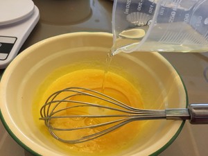 8寸戚风蛋糕 制作方法