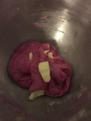 火龙果酸奶面包 制作方法