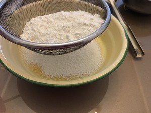 8寸戚风蛋糕 制作方法