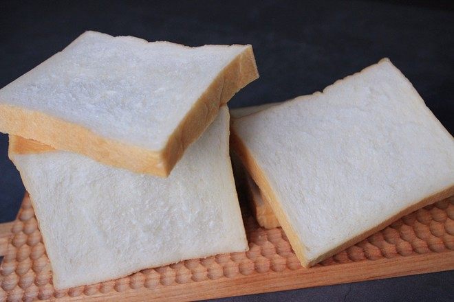 蛋清鲜奶吐司 制作方法