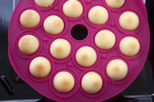 棒棒糖蛋糕 制作方法