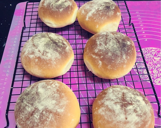 咸蛋黄红豆沙面包 制作方法