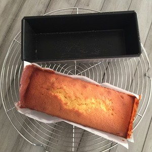 口感清爽的糖霜柠檬磅蛋糕 制作方法