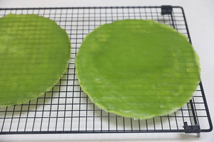 抹茶红豆毛巾卷  制作方法