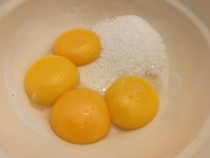 8寸戚风蛋糕 制作方法