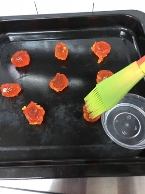 咸蛋黄红豆沙面包 制作方法