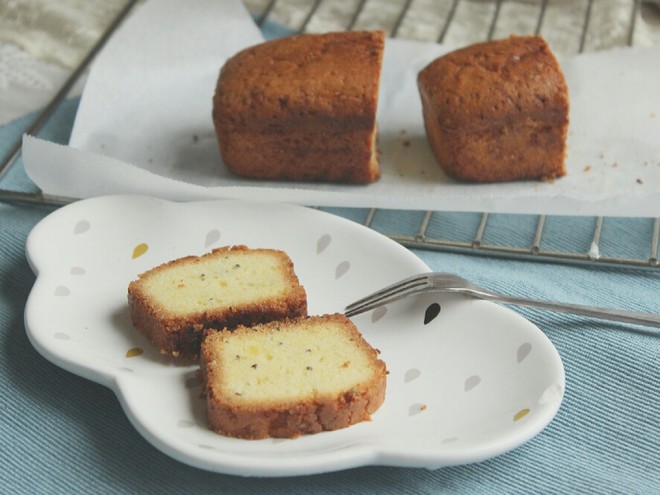 奇亚籽香草磅蛋糕 制作方法