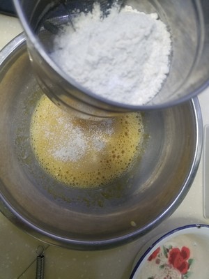 黑芝麻酱戚风蛋糕 制作方法