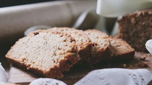 甜中微咸的精品,葱油磅蛋糕 制作方法