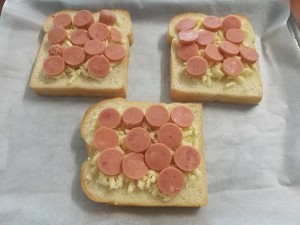芝士火腿烤吐司（快手早餐）  制作方法