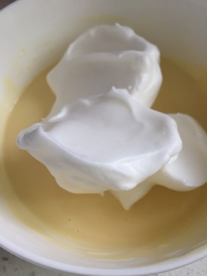 轻乳酪口感的酸奶蛋糕 制作方法