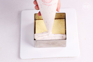 仿火遍台湾不二家的芋头蛋糕（杏仁粉版） 制作方法