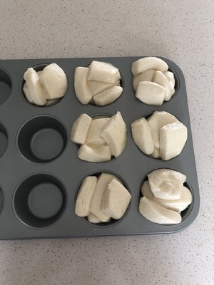 奶油练乳餐包  制作方法