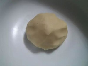 蛋黄酥 制作方法