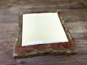 芝士太阳蛋吐司  制作方法