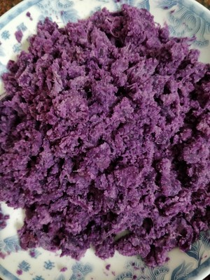 简单美味的炼奶紫薯包 制作方法