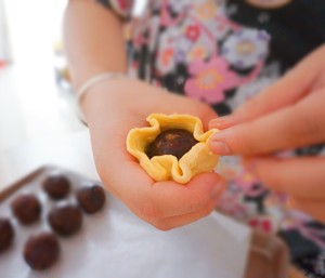 【懒人版】超详细快手蛋黄酥 制作方法