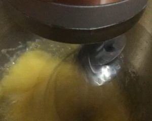 超好看棋格蛋糕！  制作方法