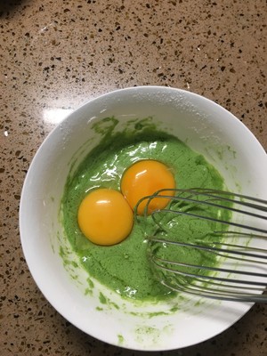 辅食:菠菜山药蛋糕卷(无糖) 制作方法
