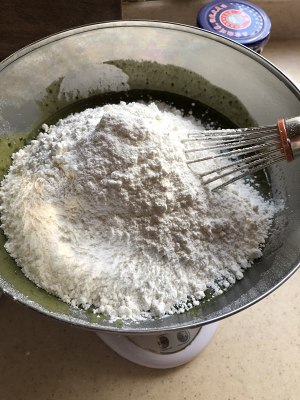 抹茶红豆戚风蛋糕  制作方法