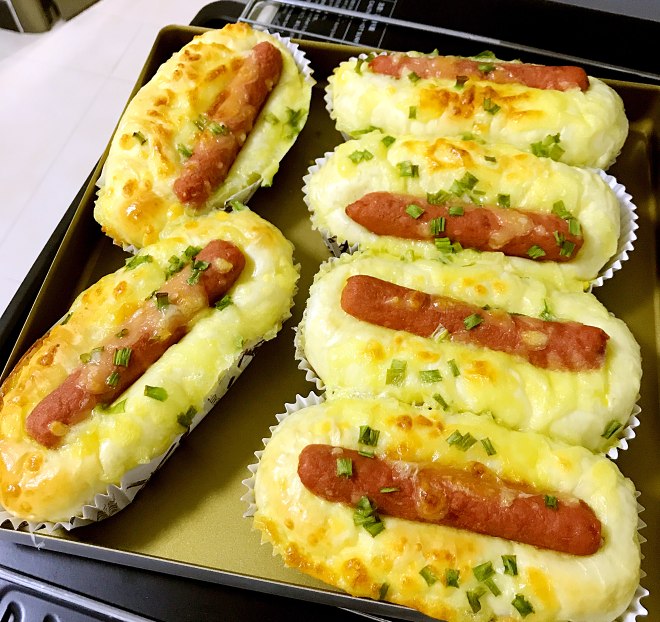 香肠芝士面包  制作方法