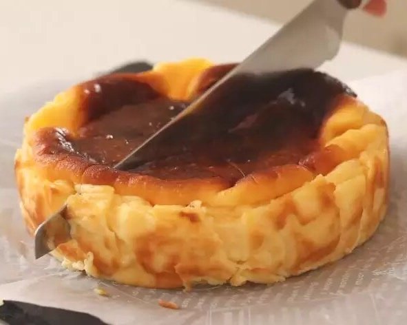 风靡ins的烤芝士蛋糕（超简单  制作方法
