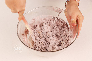 爆浆熔岩曲奇：热吃能流心，冷吃像生巧 一抿即化还零失败~