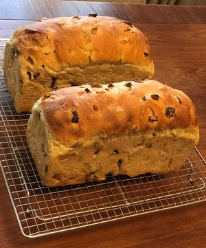 初夏的红糖红枣吐司 制作方法