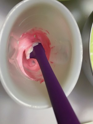 兔子雪纺蛋糕 制作方法