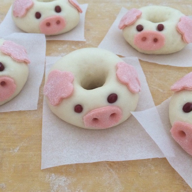 甜甜圈小猪馒头  制作方法
