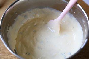 葡萄干巧克力豆玛芬蛋糕（6连玛芬蛋糕模） 制作方法