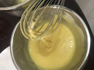 十寸后蛋法的戚风蛋糕