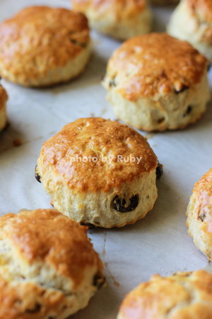 英式快手点心～葡萄干司康（Scone） 制作方法