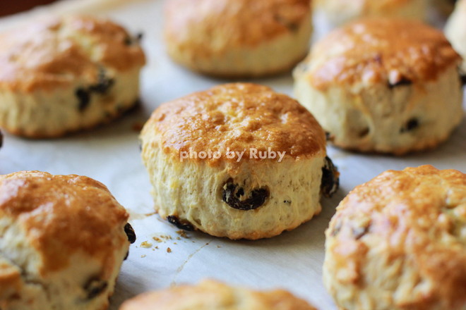英式快手点心～葡萄干司康（Scone） 制作方法