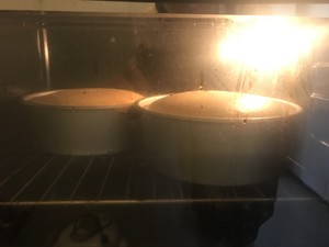 十寸后蛋法的戚风蛋糕