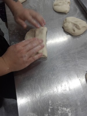 芝士肉松包 制作方法