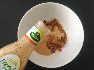 冠利沙拉酱-全麦肉松堡 制作方法