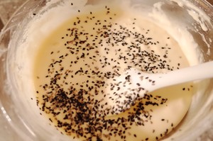 黑芝麻磅蛋糕 制作方法