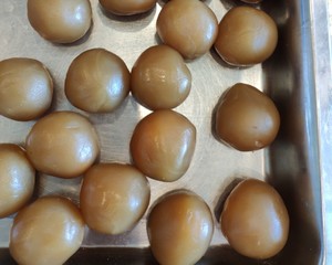 广式月饼－蛋黄莲蓉月饼 制作方法