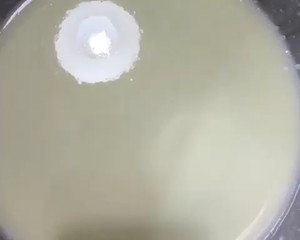 后蛋法肉松蛋糕  制作方法