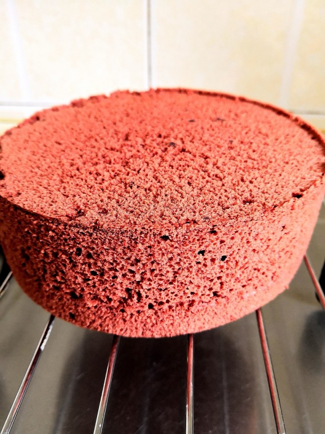 六寸红丝绒戚风蛋糕